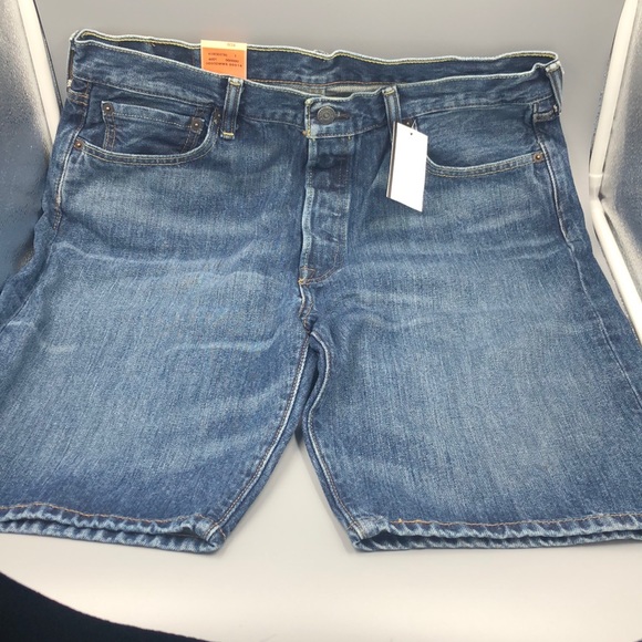 Levi’s Original Fit 501 Shorts. - Picture 4 of 4